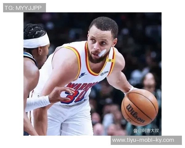 库里赛前得知巴特勒缺阵迅速调整战术直接启用理查德应对挑战 库里赛前得知巴特勒缺阵迅速调整战术直接启用理查德应对挑战