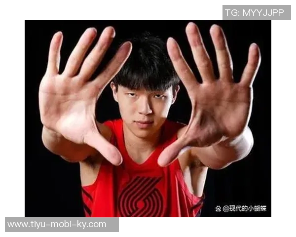 阿夫迪亚霍勒迪周末活动频繁杨瀚森却在坚持加班训练 阿夫迪亚霍勒迪周末活动频繁杨瀚森却在坚持加班训练