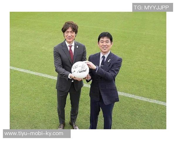 洪明甫强调韩国队11月专注比赛结果以提升世界杯排名 洪明甫强调韩国队11月专注比赛结果以提升世界杯排名