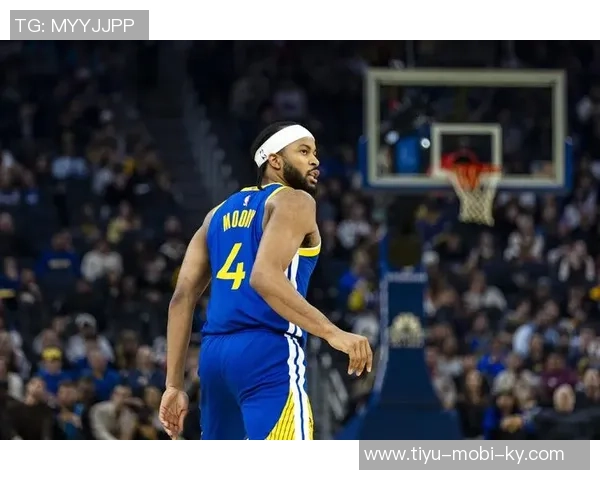 科尔赞穆迪本赛季投篮表现出色称其首发位置实至名归 科尔赞穆迪本赛季投篮表现出色称其首发位置实至名归